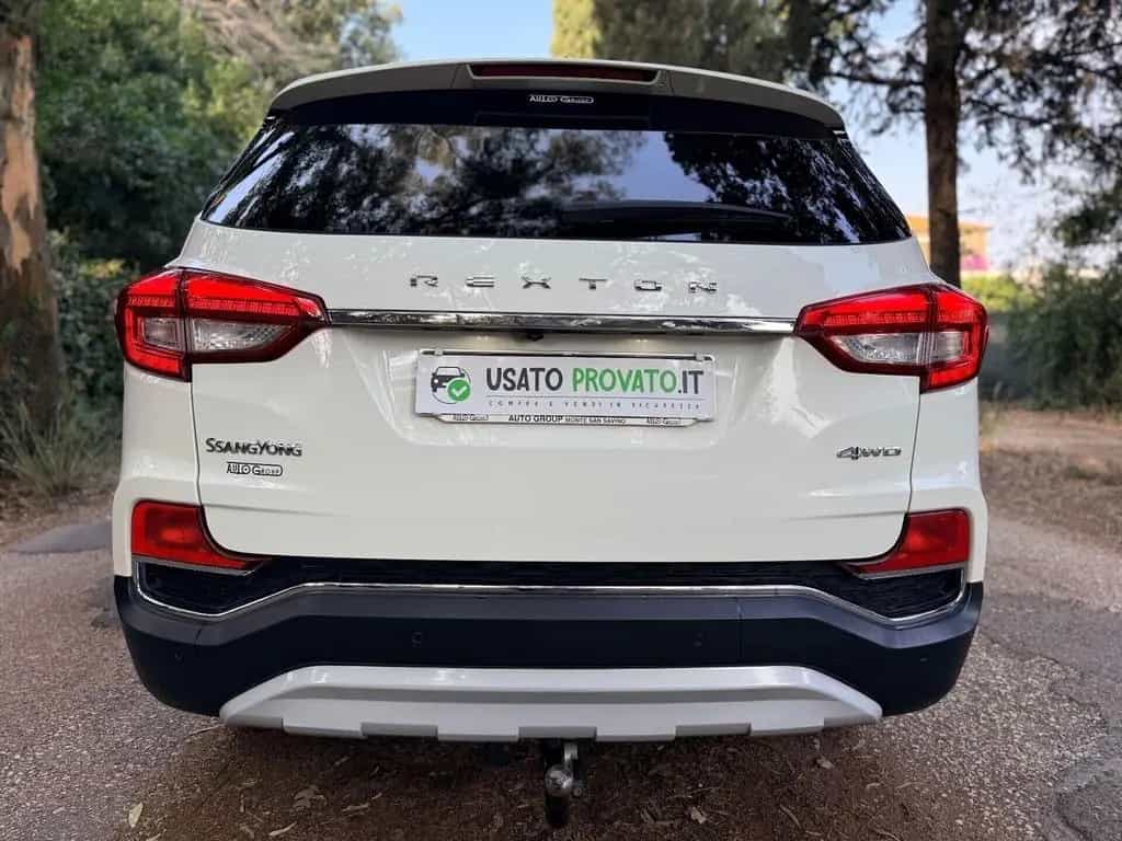 Ssangyong Rexton 2.2d 181cv 4WD 4x4 Gancio Train 01/2019-photo-3