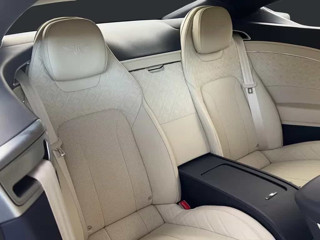 Bentley Continental GT V8 Mulliner*Rotating*Naim* 12/2019-photo-12