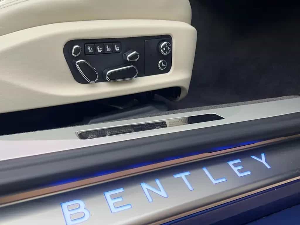 Bentley Continental GT V8 Mulliner*Rotating*Naim* 12/2019-photo-18