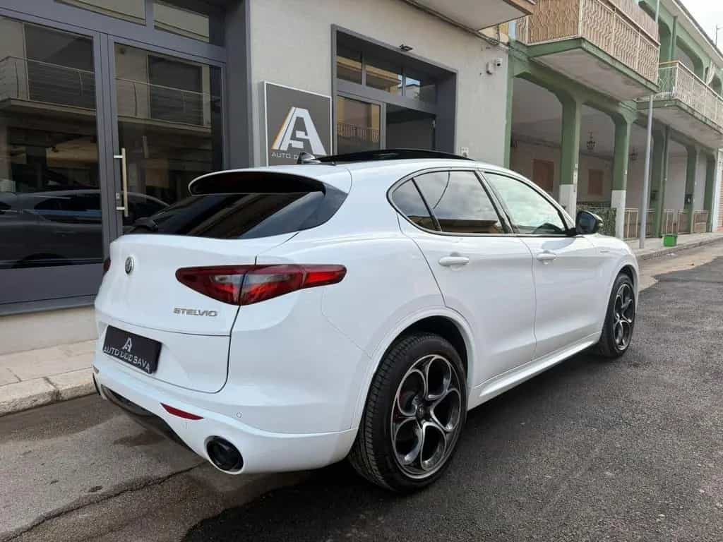 Alfa Romeo Stelvio 2.2 Turbodiesel 210 CV AT8 Q4 05/2022-photo-1
