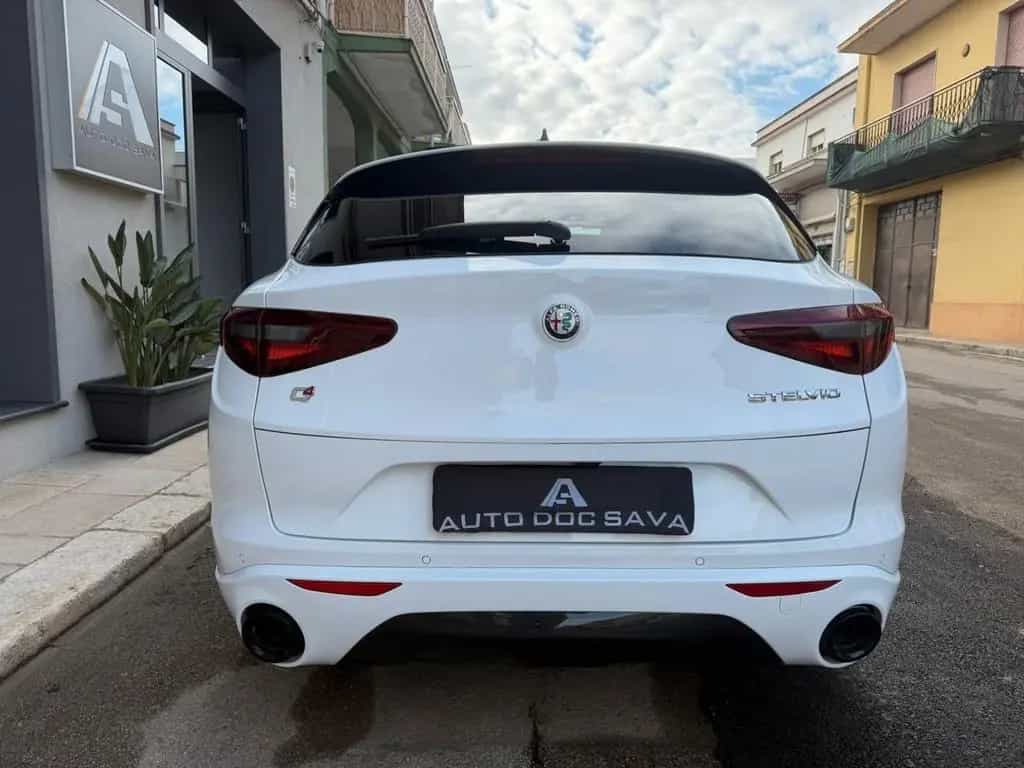 Alfa Romeo Stelvio 2.2 Turbodiesel 210 CV AT8 Q4 05/2022-photo-11