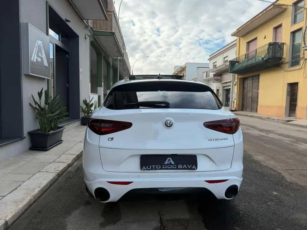 Alfa Romeo Stelvio 2.2 Turbodiesel 210 CV AT8 Q4 05/2022-photo-9