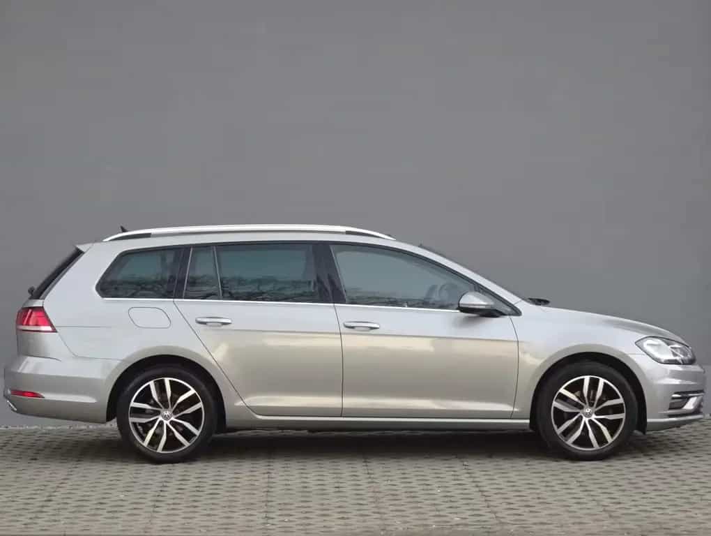 Volkswagen Golf Variant 1,5 TSI Highline/Panorama/ACC/17"LM 03/2018-photo-3