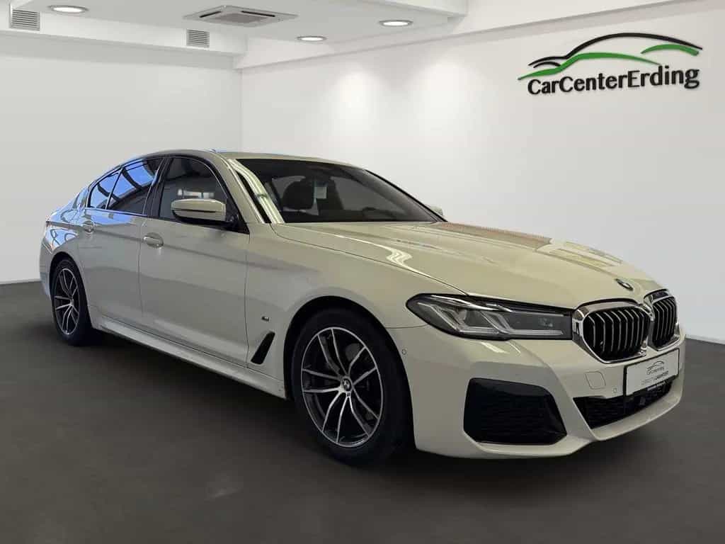 BMW 5 Series Sport*Laser*ACC*Kamera*AHK*HUD*Leder* 06/2023-photo-1