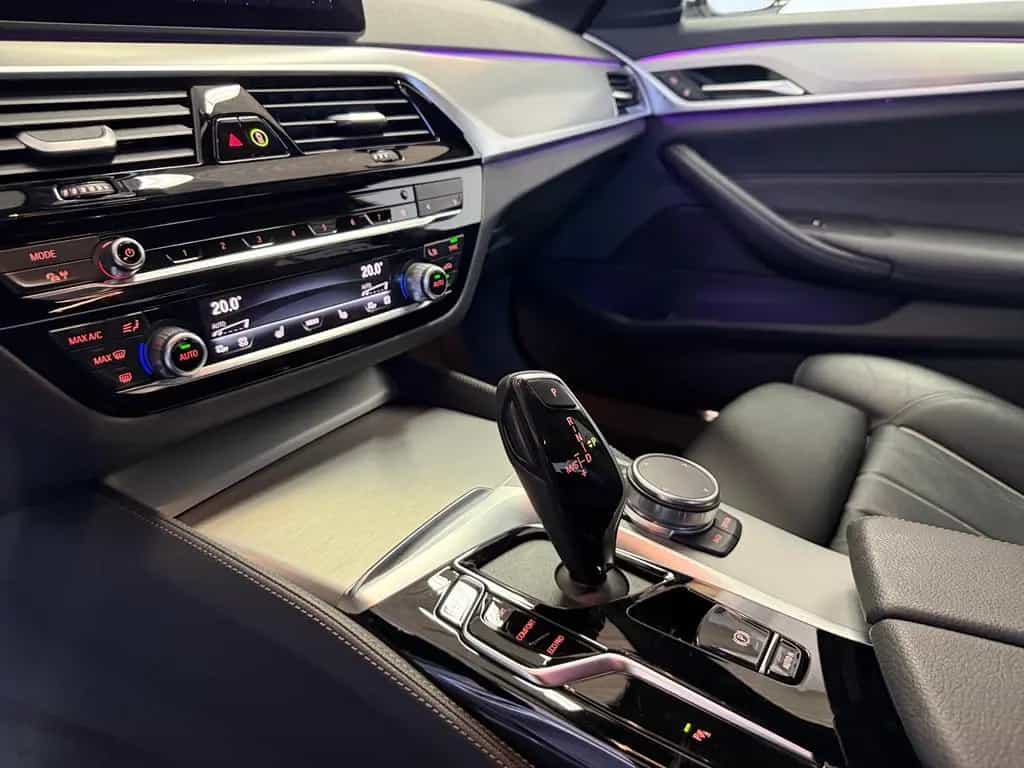 BMW 5 Series Sport*Laser*ACC*Kamera*AHK*HUD*Leder* 06/2023-photo-18