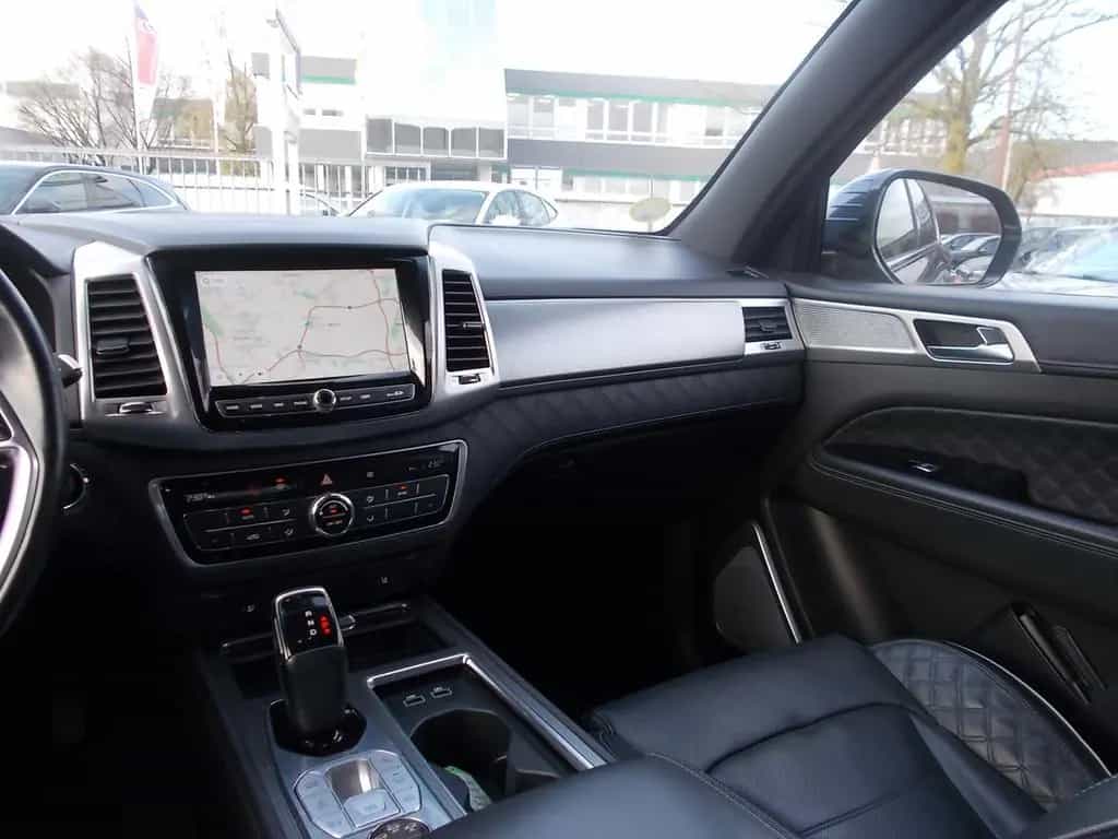 Ssangyong REXTON Sapphire 4WD Leder Navi Alu20" Allwetter 02/2021-photo-19