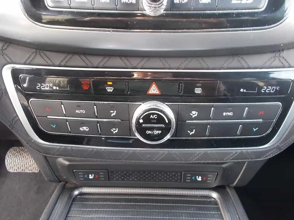 Ssangyong REXTON Sapphire 4WD Leder Navi Alu20" Allwetter 02/2021-photo-25