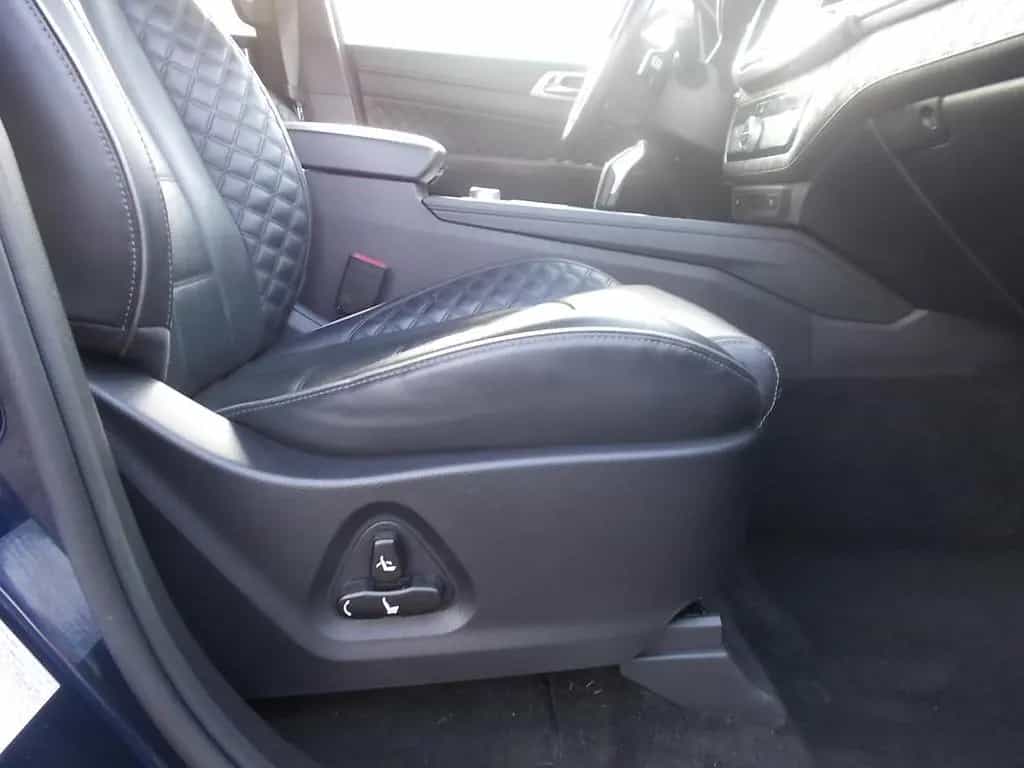 Ssangyong REXTON Sapphire 4WD Leder Navi Alu20" Allwetter 02/2021-photo-36