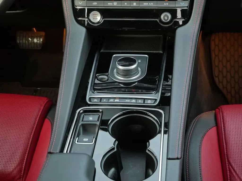 Jaguar F-Pace 30D AWD R-Sport Meridian*Kamera*GRA*AHK 04/2016-photo-6