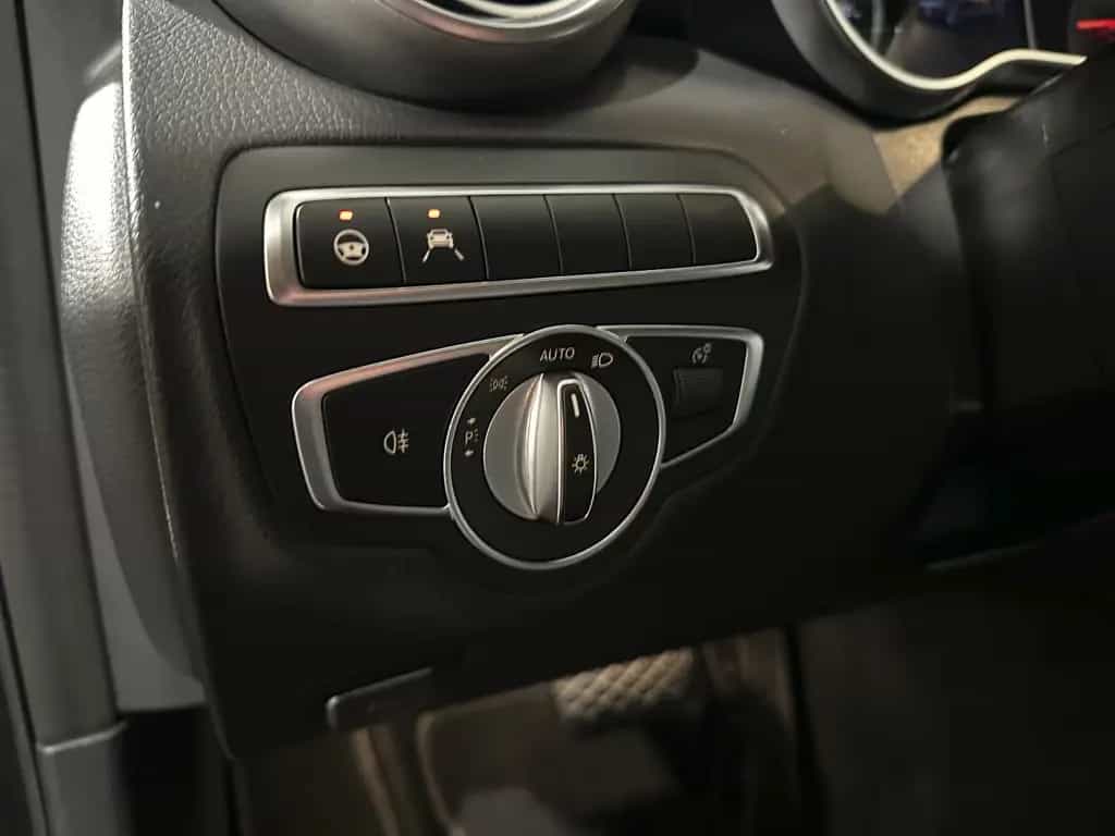 Mercedes-Benz C 300 T*AVANTGARDE*LED-PANO-ACC-AHK-SHZ-SPUR-PDC 06/2020-photo-26