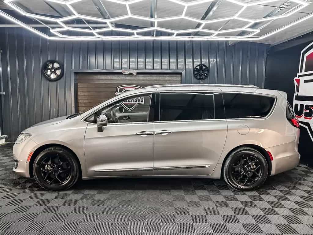 Chrysler Pacifica Limited Edition 3.6 v6 Camera 12/2017-photo-8