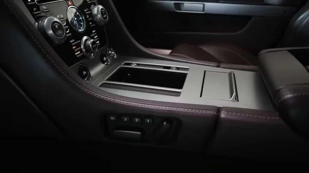 Aston Martin V8 Vantage *4.7l Sportshift II* 12/2013-photo-14