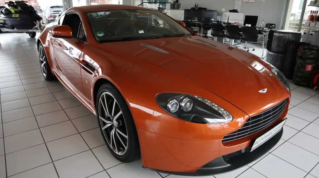 Aston Martin V8 Vantage *4.7l Sportshift II* 12/2013-photo-2