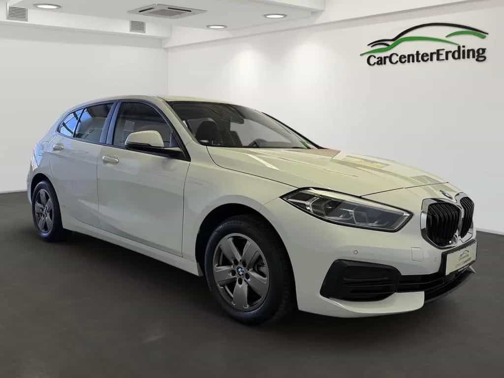 BMW 1 Series 08/2022-photo-1