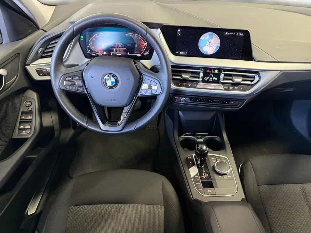 BMW 1 Series 08/2022-photo-10