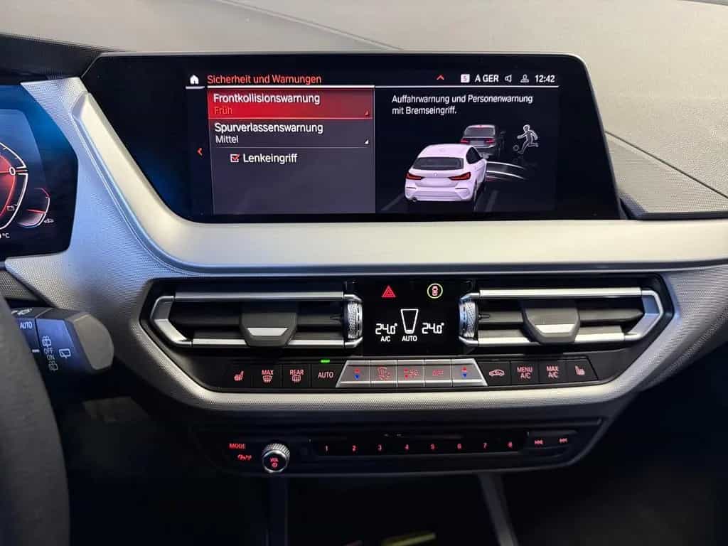 BMW 1 Series 08/2022-photo-20