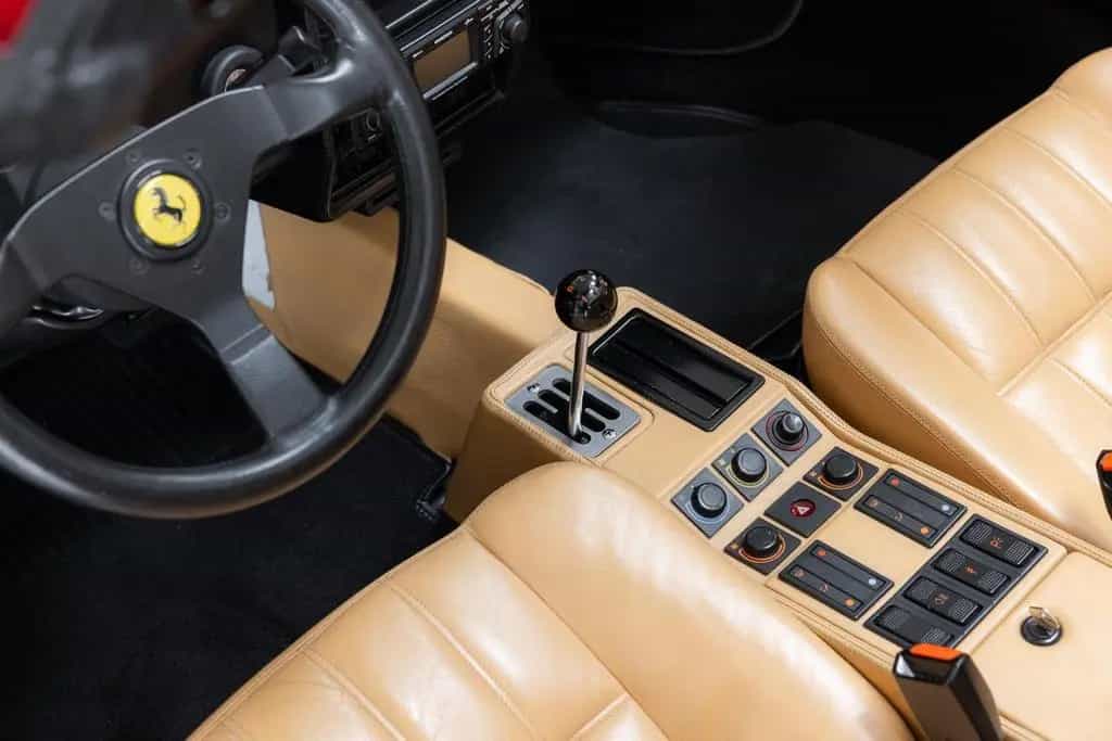 Ferrari 328 GTS - Dealer Maintained - Original KM - 12/1986-photo-12