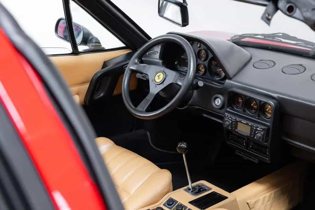 Ferrari 328 GTS - Dealer Maintained - Original KM - 12/1986-photo-13