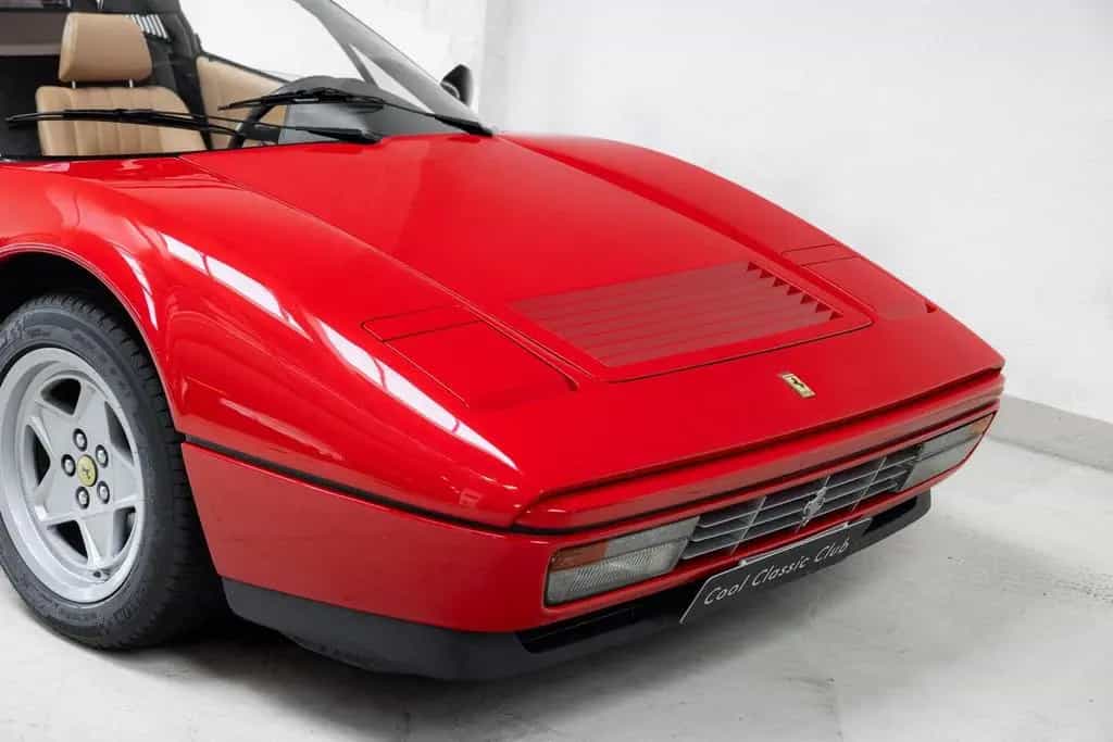 Ferrari 328 GTS - Dealer Maintained - Original KM - 12/1986-photo-22