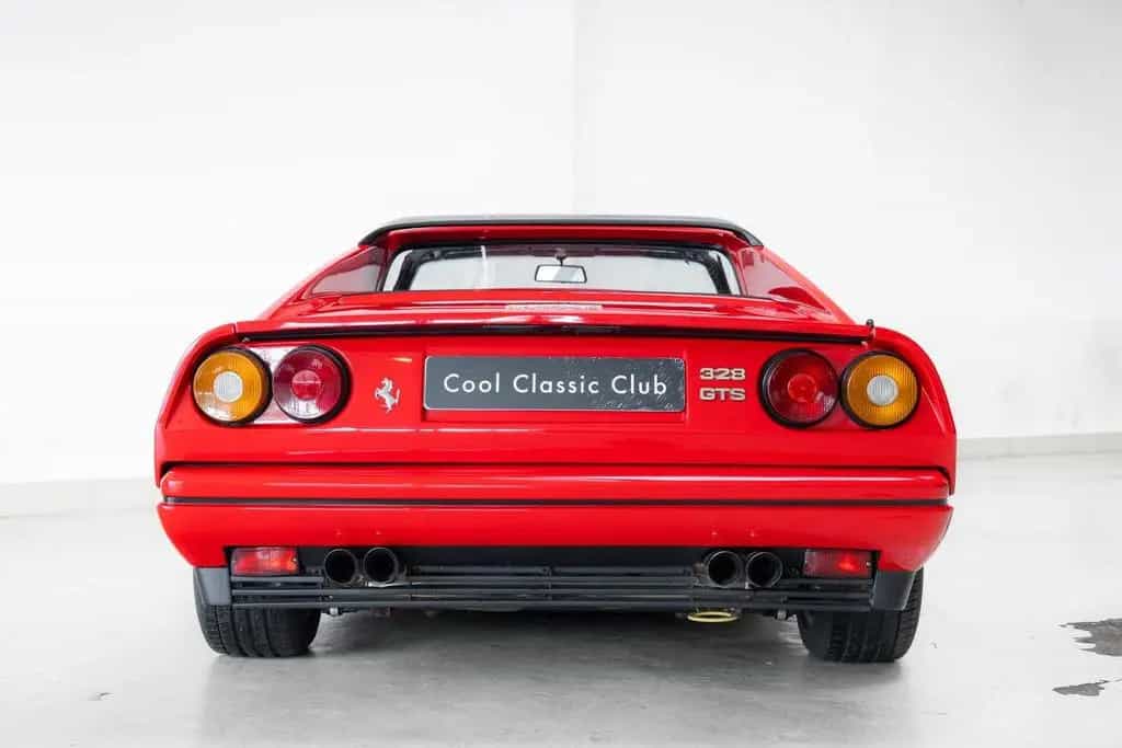 Ferrari 328 GTS - Dealer Maintained - Original KM - 12/1986-photo-8