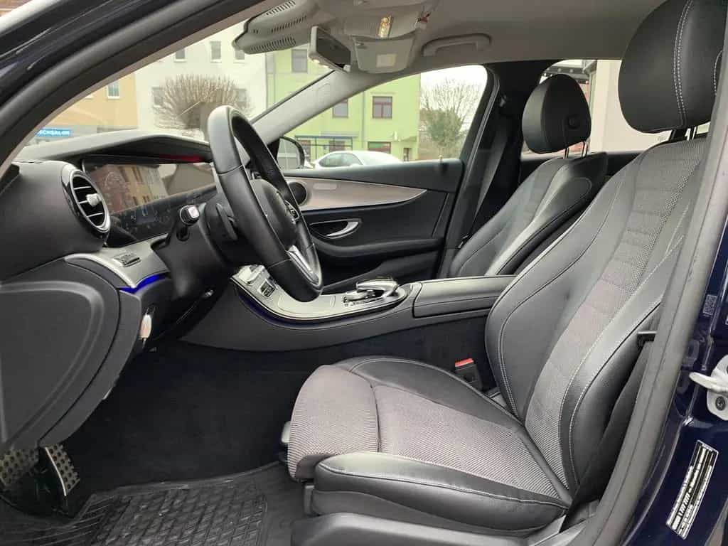 Mercedes-Benz E 300 E300d Limousine AHK+Distronic+LED+Widescreen+RFK 07/2019-photo-10