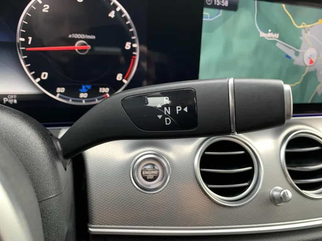 Mercedes-Benz E 300 E300d Limousine AHK+Distronic+LED+Widescreen+RFK 07/2019-photo-21