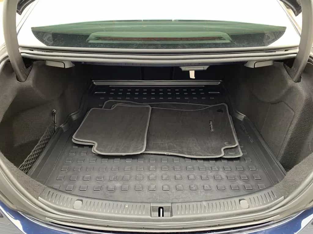 Mercedes-Benz E 300 E300d Limousine AHK+Distronic+LED+Widescreen+RFK 07/2019-photo-5