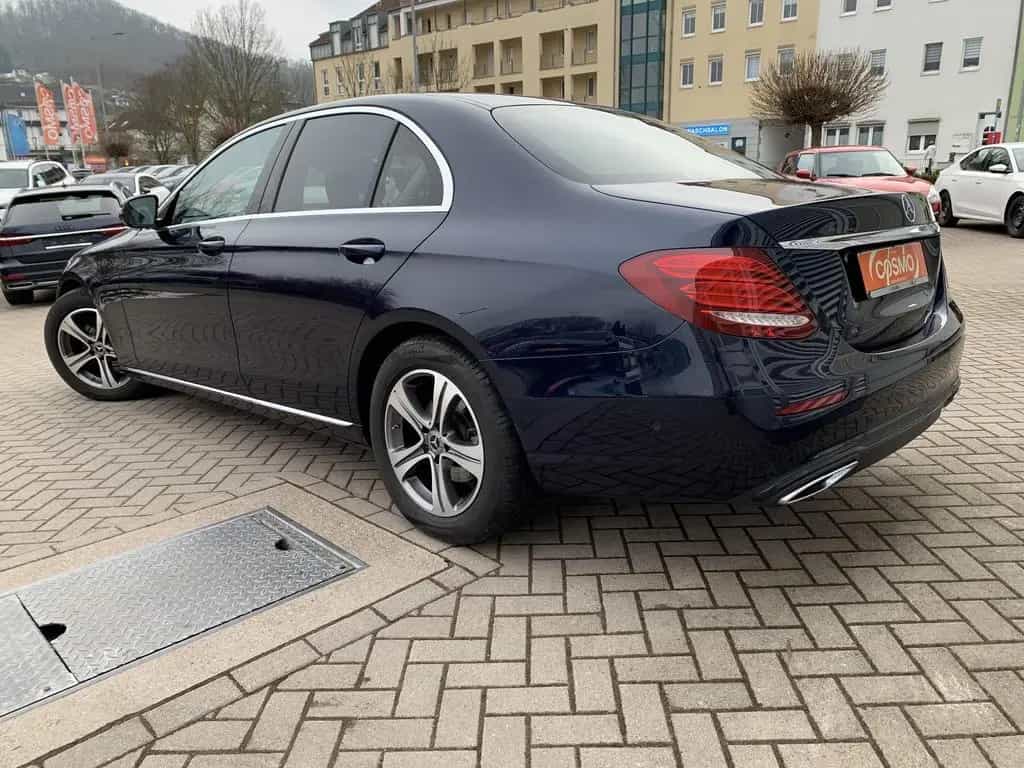 Mercedes-Benz E 300 E300d Limousine AHK+Distronic+LED+Widescreen+RFK 07/2019-photo-8