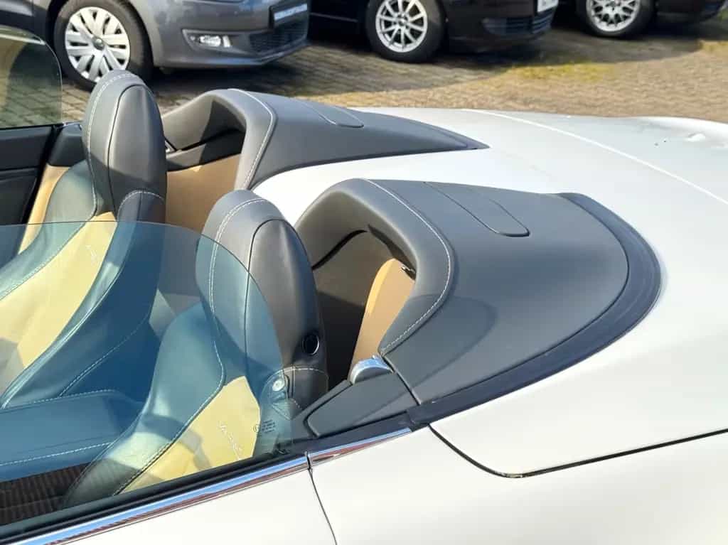 Aston Martin V8 Vantage S Roadster 4.7l Sportshift 06/2012-photo-12