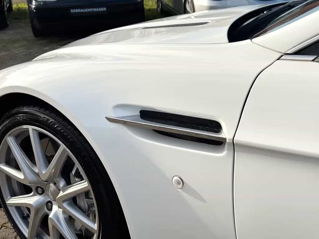 Aston Martin V8 Vantage S Roadster 4.7l Sportshift 06/2012-photo-15