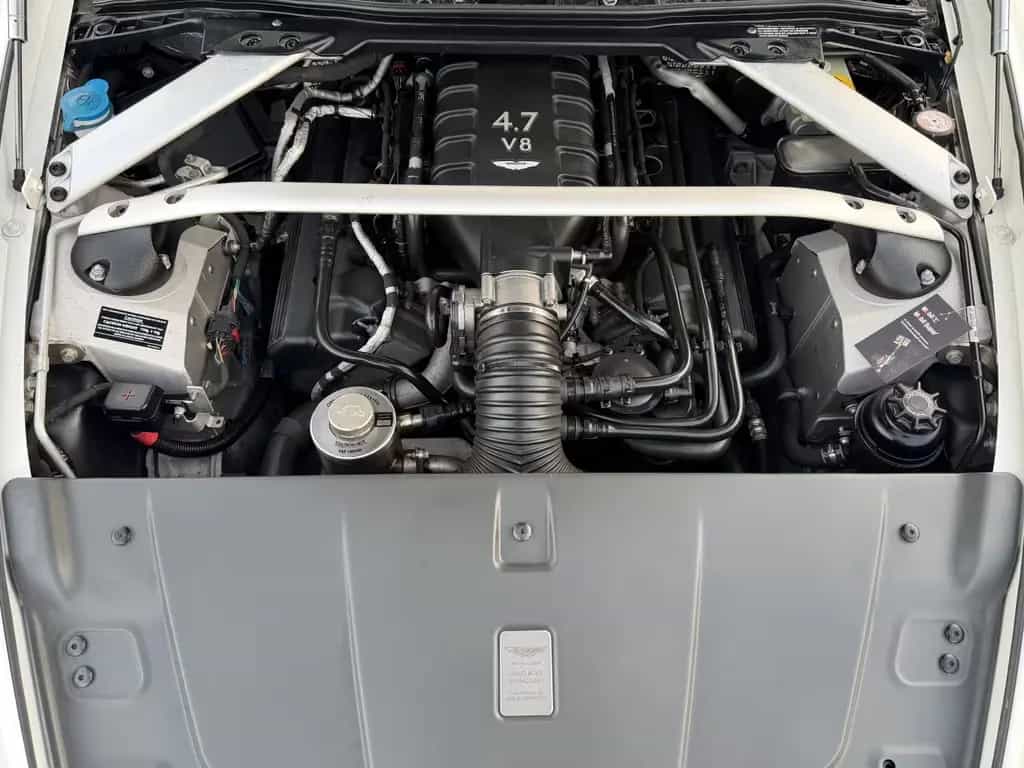 Aston Martin V8 Vantage S Roadster 4.7l Sportshift 06/2012-photo-35