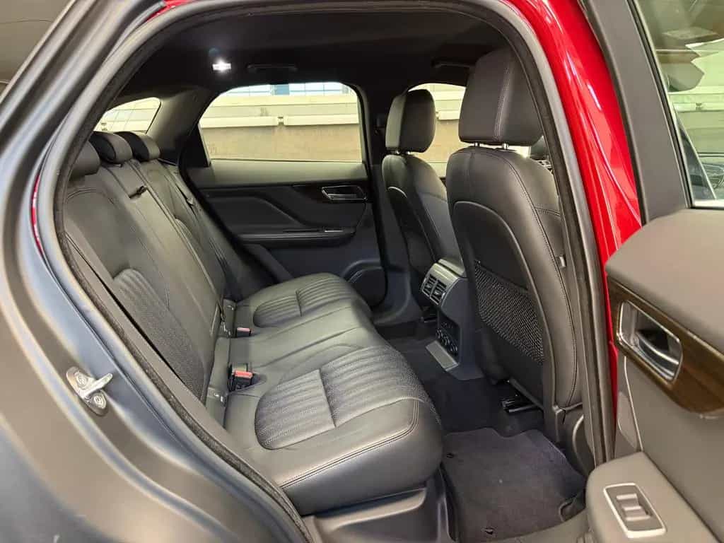 Jaguar F-Pace Portfolio AWD NAVI LHZ 4XSHZ KAM BI-XENON 06/2017-photo-17