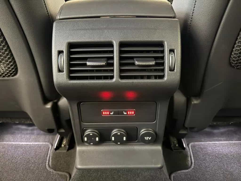 Jaguar F-Pace Portfolio AWD NAVI LHZ 4XSHZ KAM BI-XENON 06/2017-photo-18