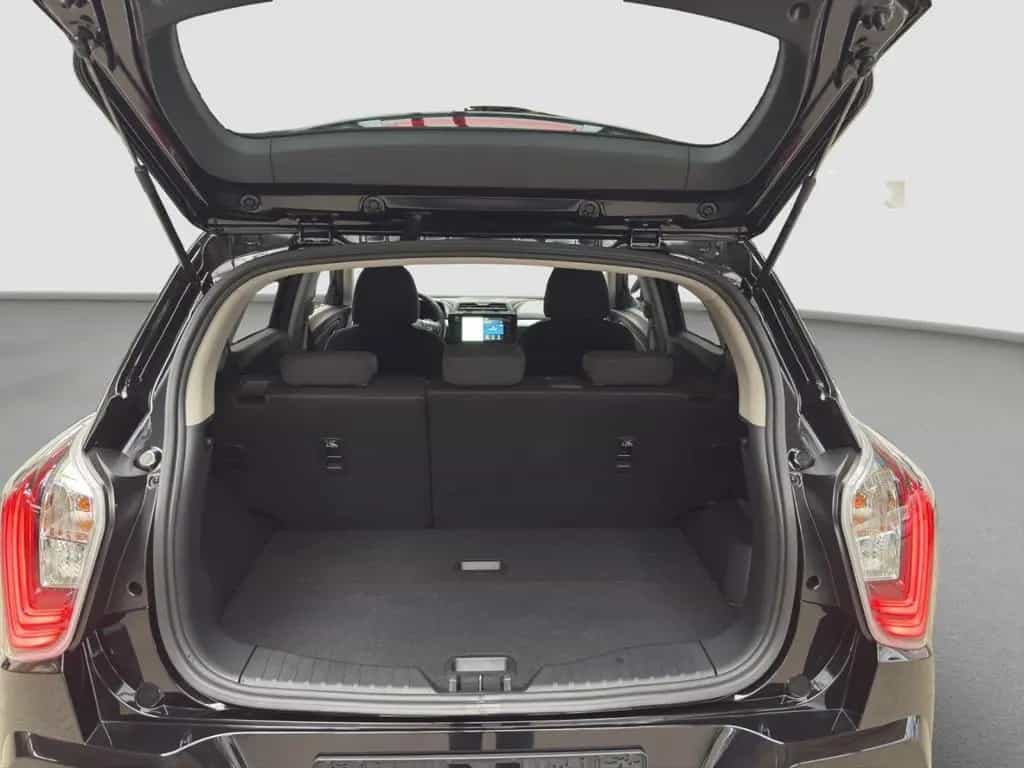 KGM Tivoli Essential 1.5 T-GDi 120 kW EU6e 6 MT 2WD null-photo-12