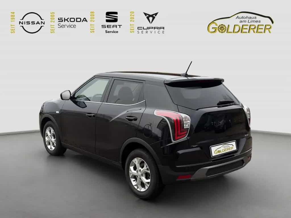 KGM Tivoli Essential 1.5 T-GDi 120 kW EU6e 6 MT 2WD null-photo-1