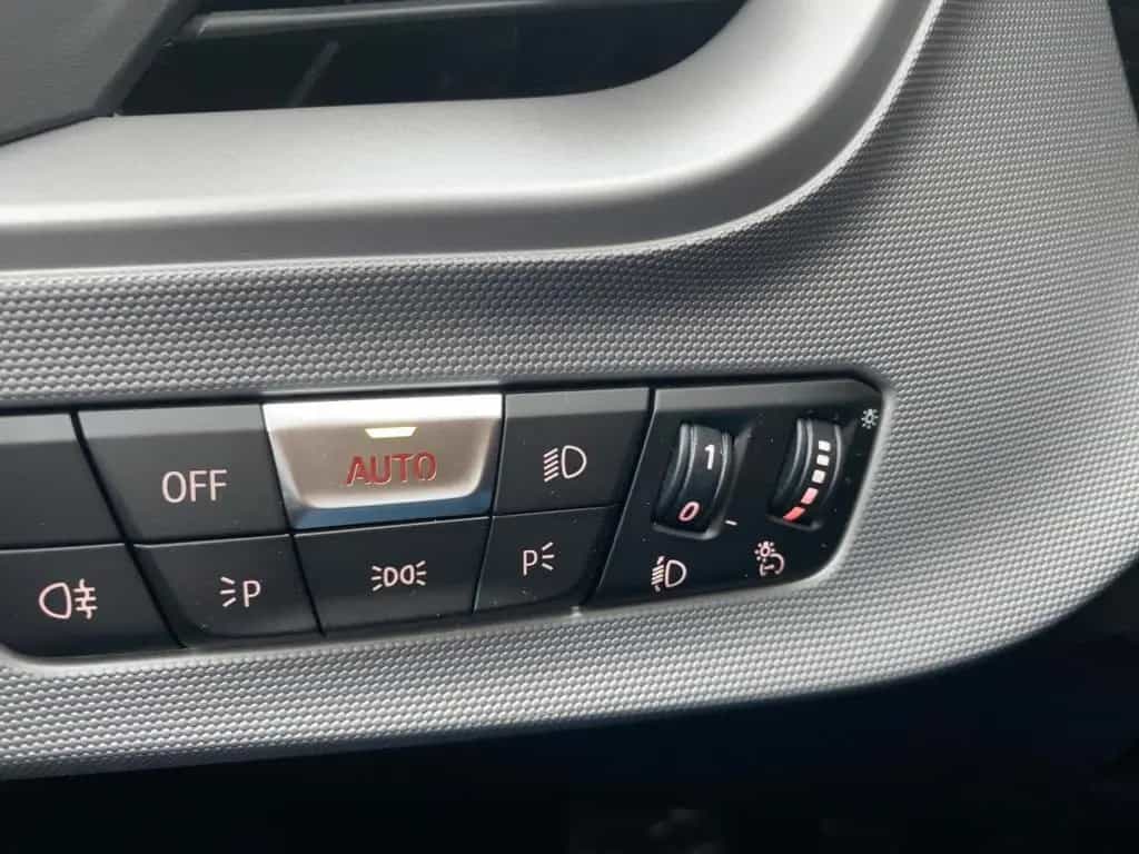 BMW 118 i Advantage *el. Heckklappe*LED*Navi*Sitzhzg. 05/2024-photo-7