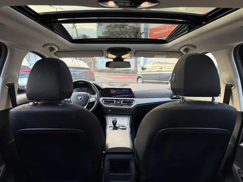 BMW 320 d Touring *ACC*NAVI*Pano* 02/2021-photo-20