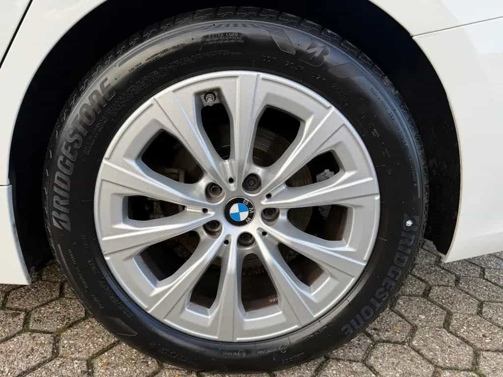 BMW 320 d Touring *ACC*NAVI*Pano* 02/2021-photo-21