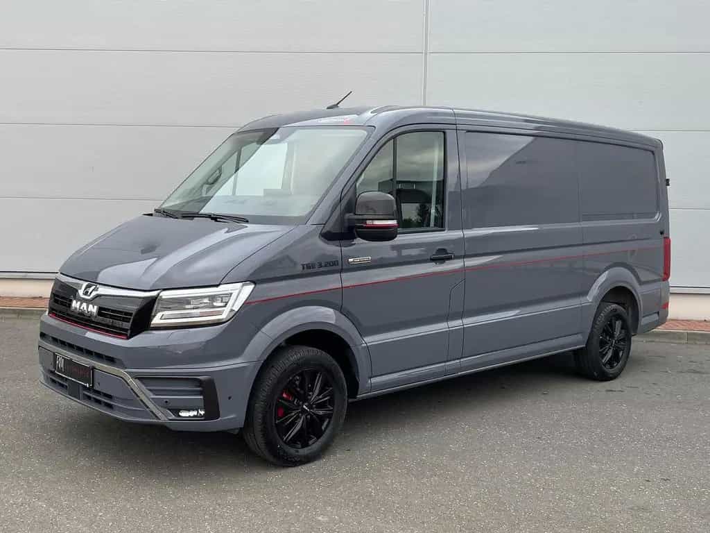 MAN TGE 3.200 L3H2 Kasten 4x4 Individual S ACC STHZ 01/2026-photo-0