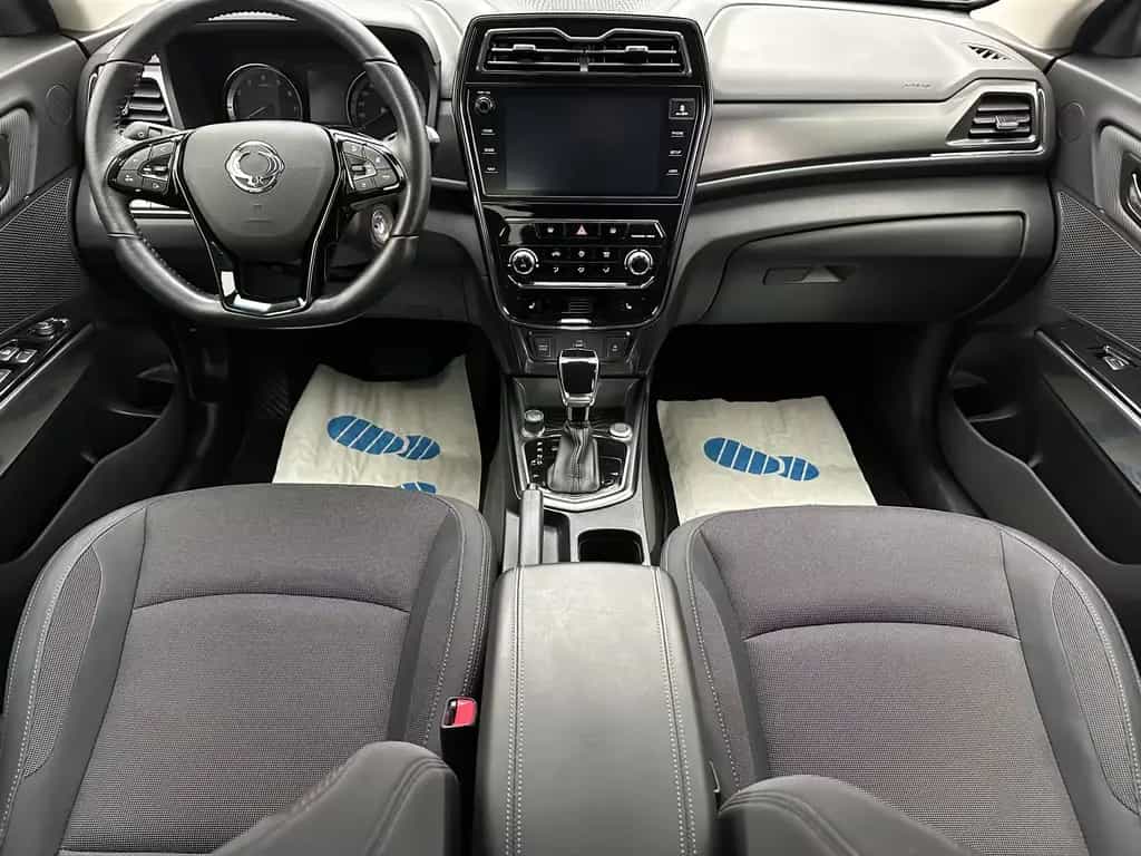 Ssangyong Tivoli "WENIG KM-NAVI-CAM-SITZH-MULTI-ALU" 06/2022-photo-11