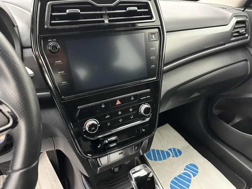 Ssangyong Tivoli "WENIG KM-NAVI-CAM-SITZH-MULTI-ALU" 06/2022-photo-16