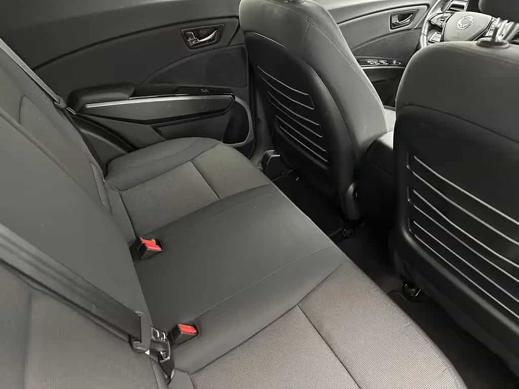 Ssangyong Tivoli "WENIG KM-NAVI-CAM-SITZH-MULTI-ALU" 06/2022-photo-21