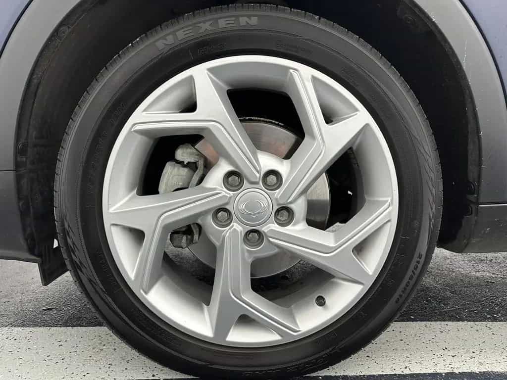 Ssangyong Tivoli "WENIG KM-NAVI-CAM-SITZH-MULTI-ALU" 06/2022-photo-23