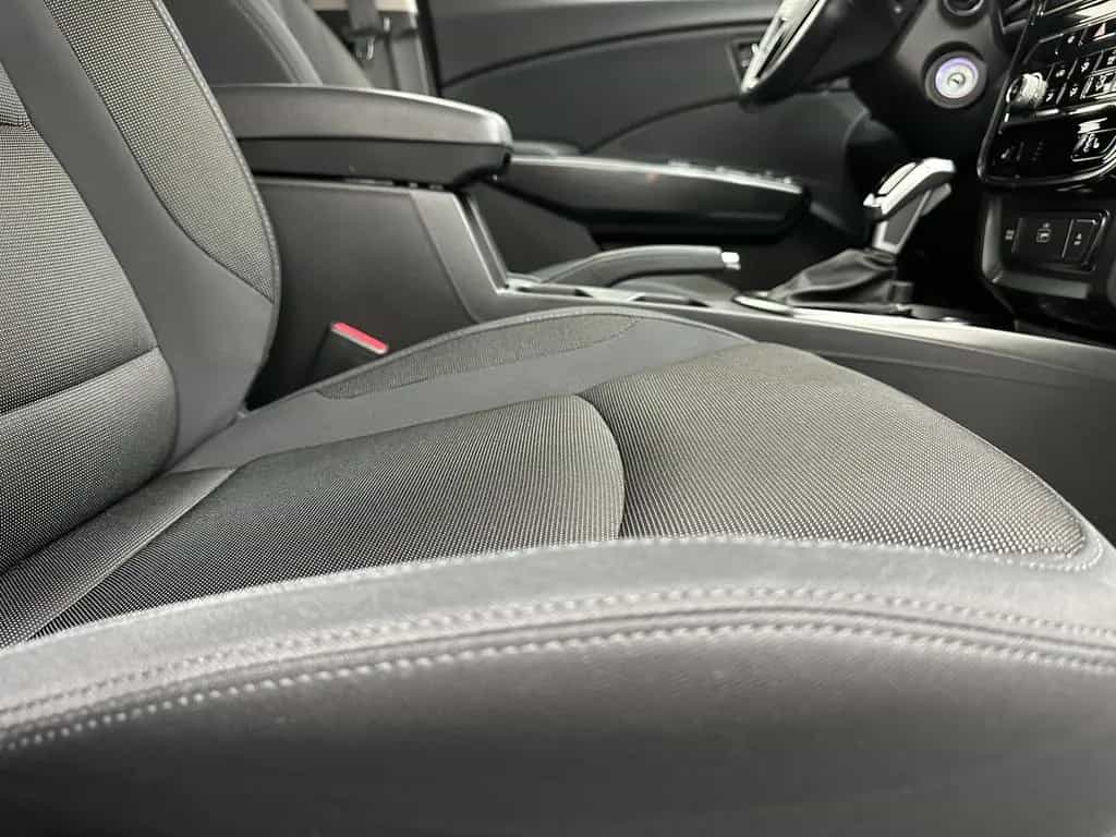 Ssangyong Tivoli "WENIG KM-NAVI-CAM-SITZH-MULTI-ALU" 06/2022-photo-8