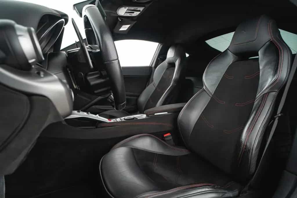 Ferrari F12 berlinetta 02/2013-photo-10
