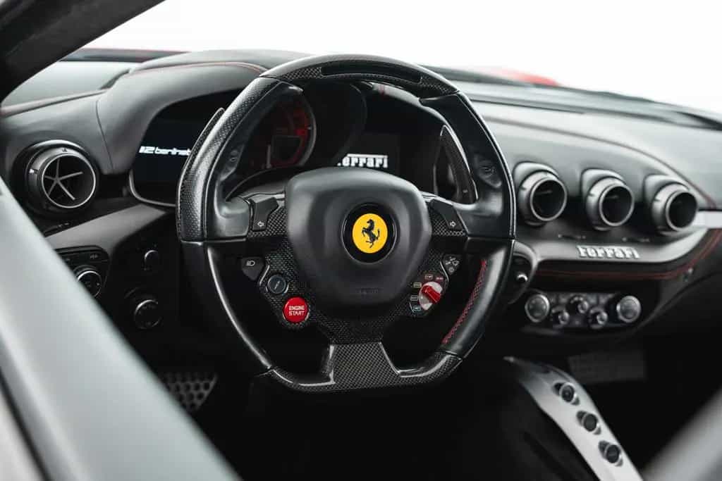 Ferrari F12 berlinetta 02/2013-photo-14