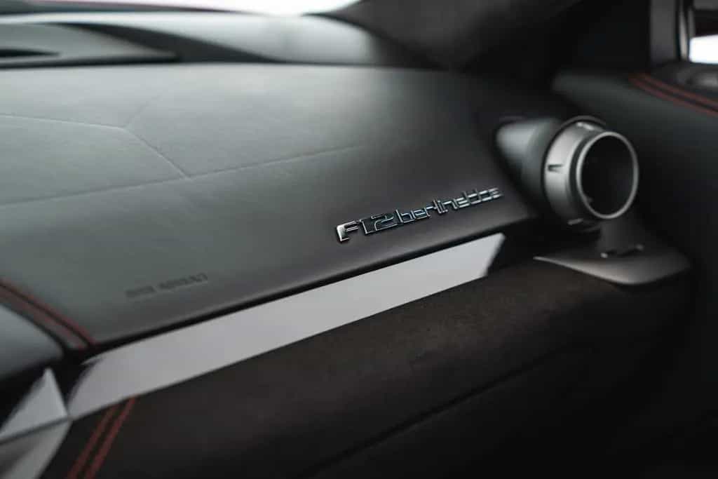 Ferrari F12 berlinetta 02/2013-photo-19