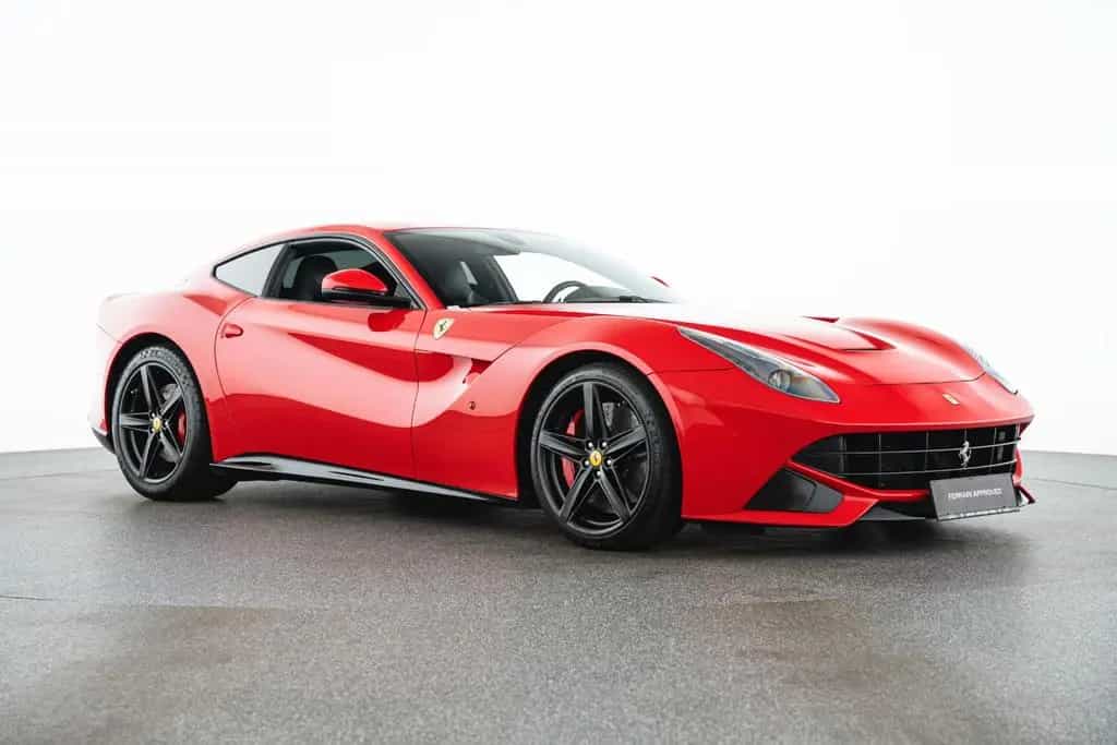 Ferrari F12 berlinetta 02/2013-photo-2