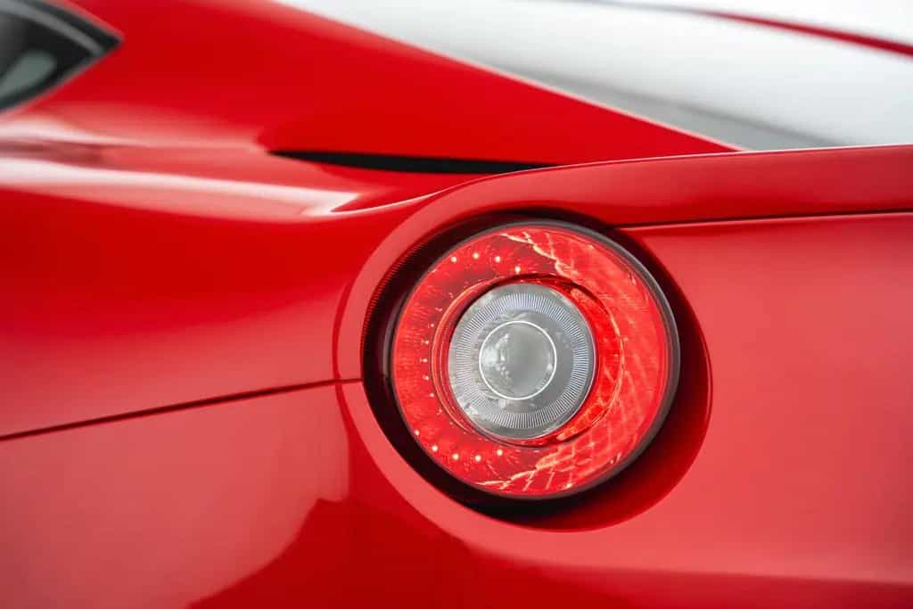 Ferrari F12 berlinetta 02/2013-photo-24