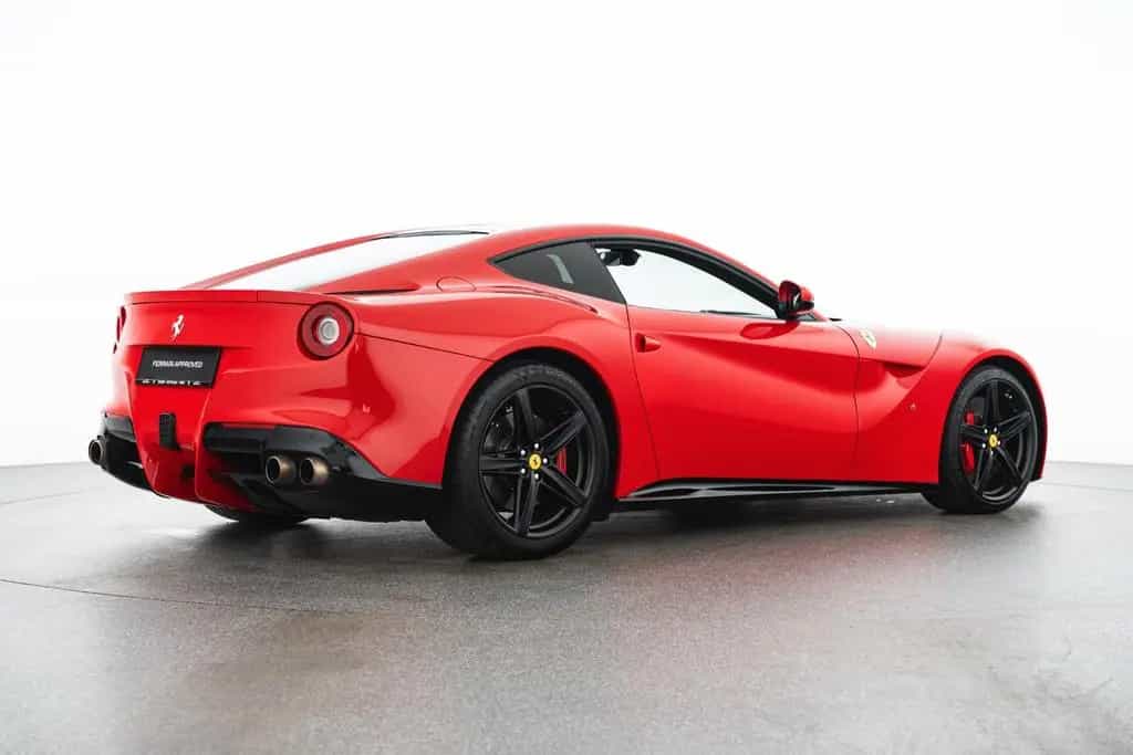Ferrari F12 berlinetta 02/2013-photo-4